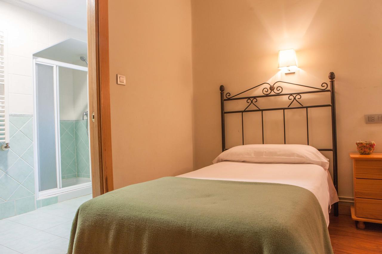 Casa Rural Lagun Etxea Pobes Bagian luar foto