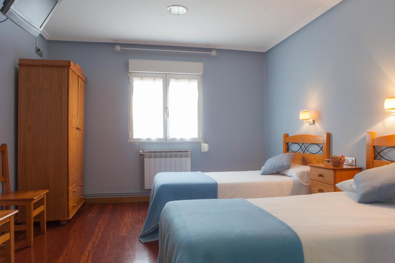 Casa Rural Lagun Etxea Pobes Bagian luar foto