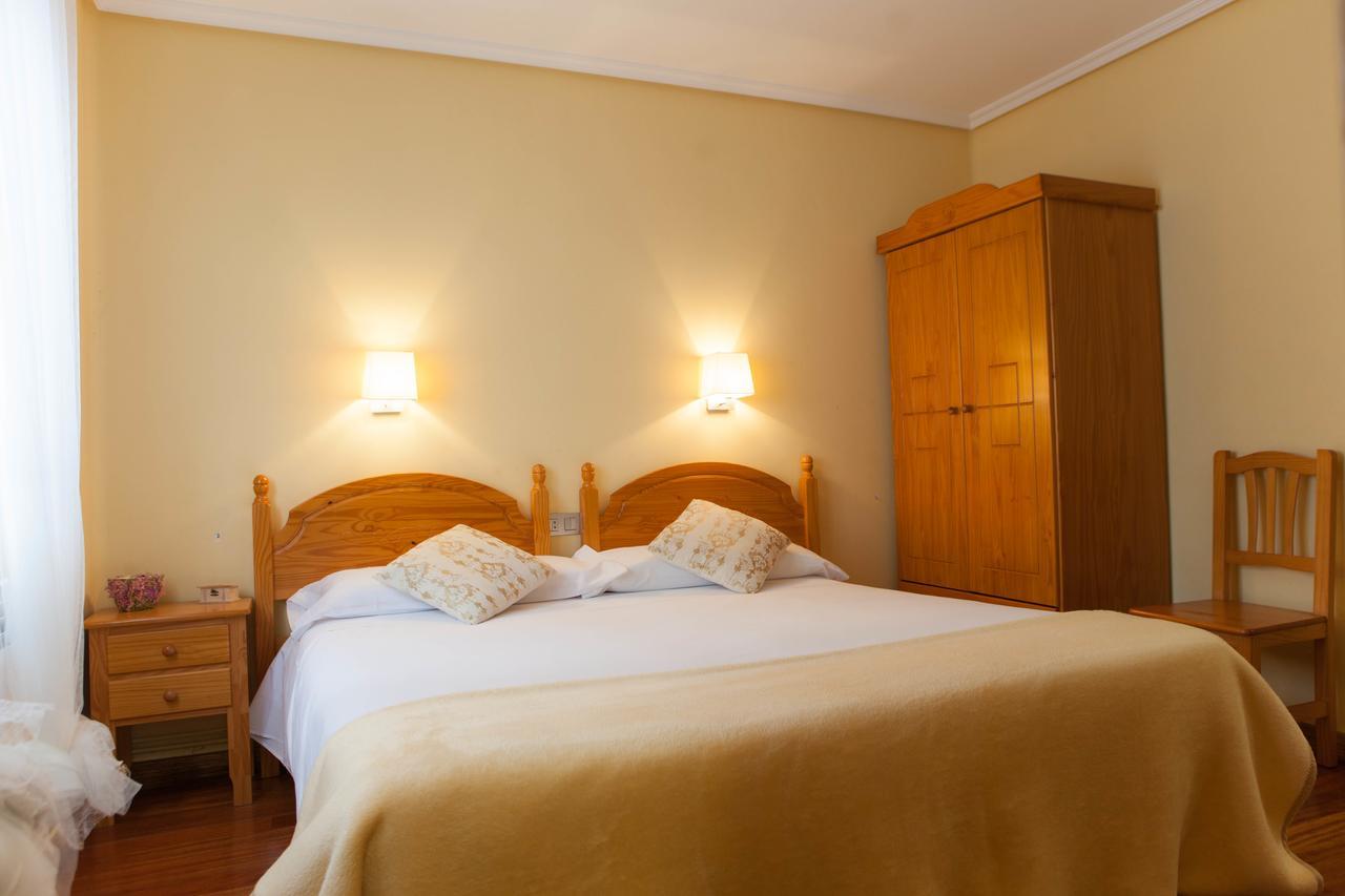 Casa Rural Lagun Etxea Pobes Bagian luar foto